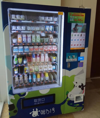 24 Hour Milk Vending Machine , Combination Drink And Snack Vending Machines